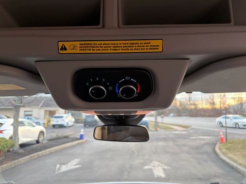 Used 2020 Ford Transit 150 XL image 32