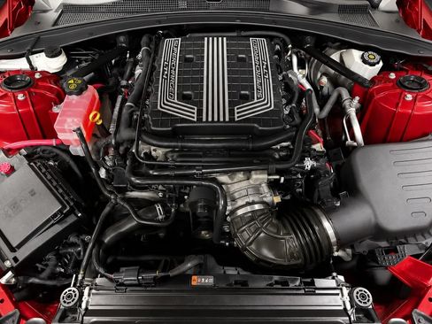 Used 2018 Chevrolet Camaro ZL1 RWD image 18