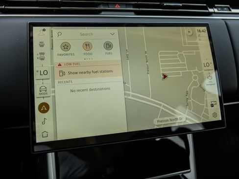 New 2026 Land Rover Range Rover SE AWD/4WD image 27