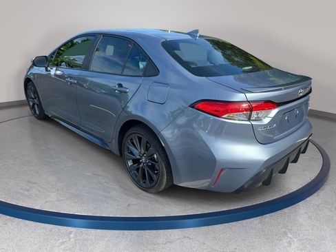 Used 2024 Toyota Corolla SE FWD image 7