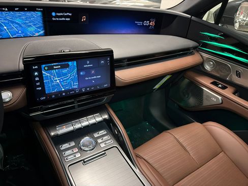 New 2026 Lincoln Nautilus Reserve AWD/4WD image 25