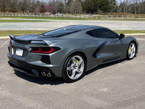 Used 2022 Chevrolet Corvette Stingray 2LT Z51 PERFORMANCE & w/ Z51 Performance Package image 3