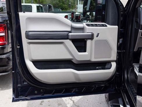 Used 2021 Ford F250 XLT w/ XLT Premium Package AWD/4WD image 11