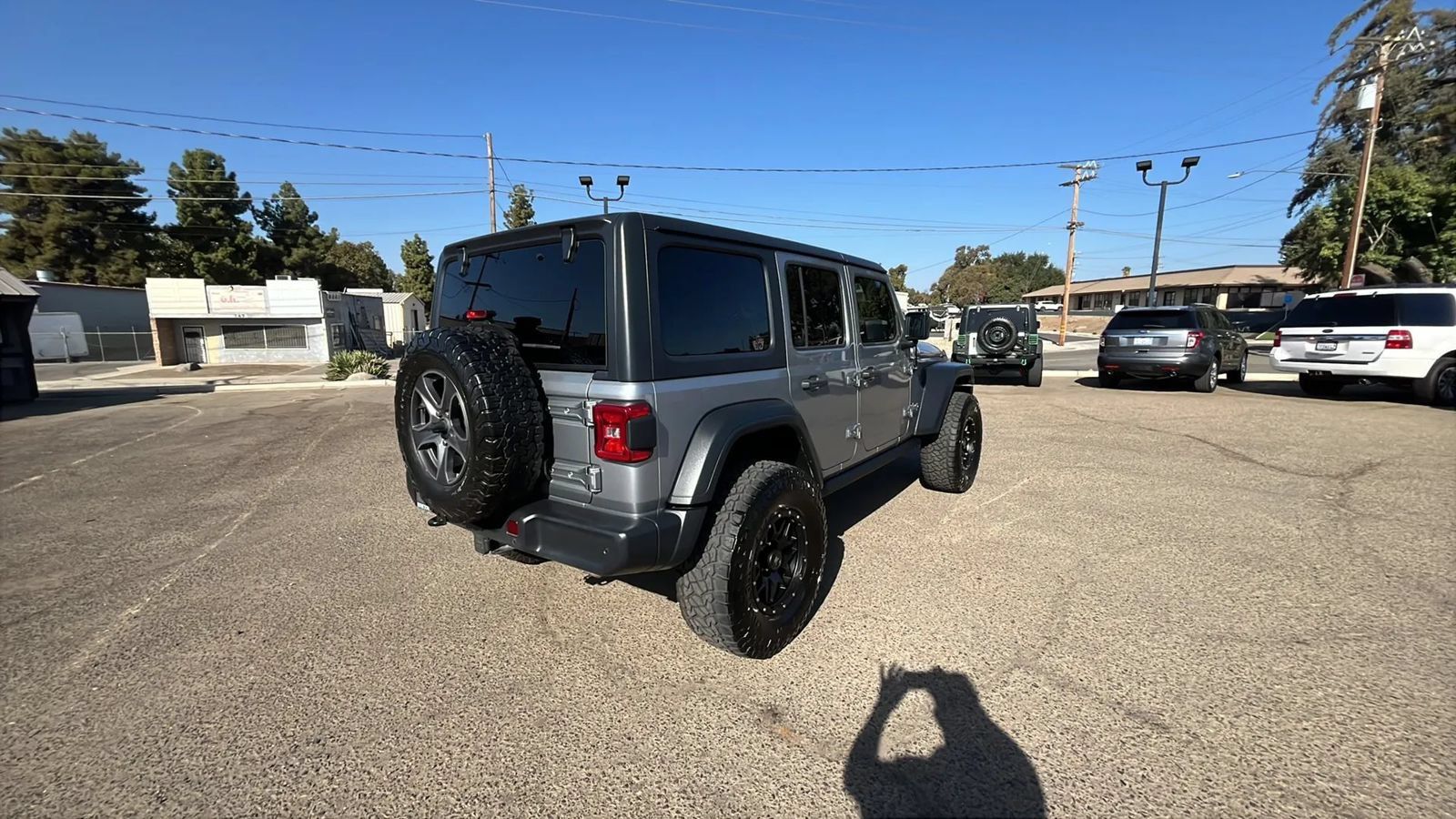 Used 2018 Jeep Wrangler Unlimited Sport S AWD/4WD image 6