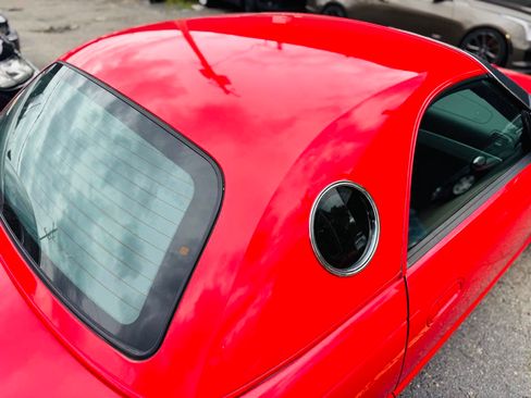 Used 2002 Ford Thunderbird RWD image 6