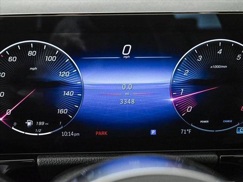 Used 2025 Mercedes-Benz GLA 250 4MATIC image 11