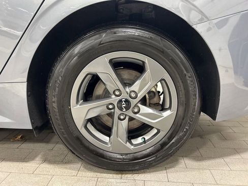 Used 2023 Kia K5 LXS image 29