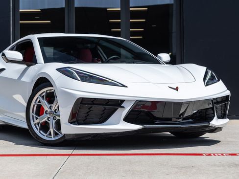 Used 2021 Chevrolet Corvette Stingray Preferred Cpe w/ 2LT RWD image 5