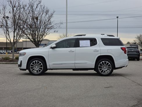 Used 2023 GMC Acadia Denali w/ Denali Ultimate Package image 4