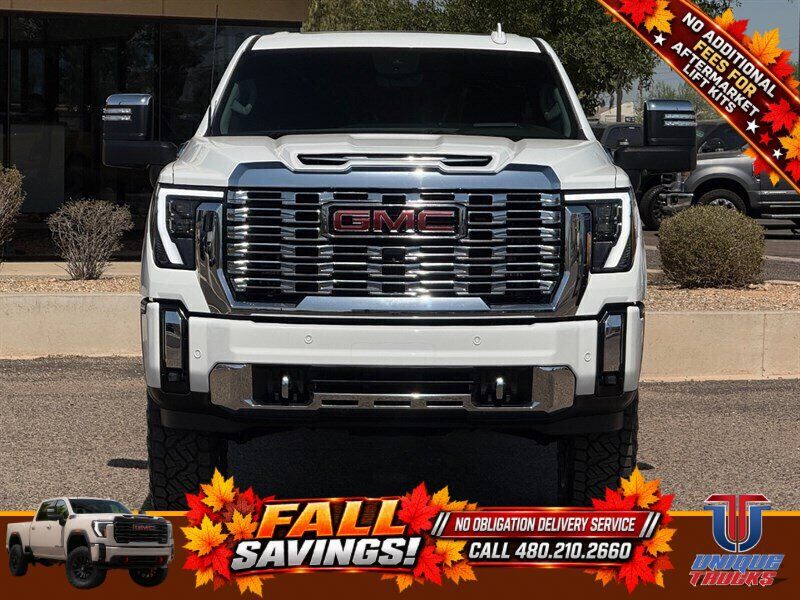 Used 2024 GMC Sierra 2500 Denali w/ Denali Reserve Package AWD/4WD image 2