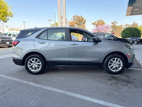 Certified 2024 Chevrolet Equinox LS FWD image 6