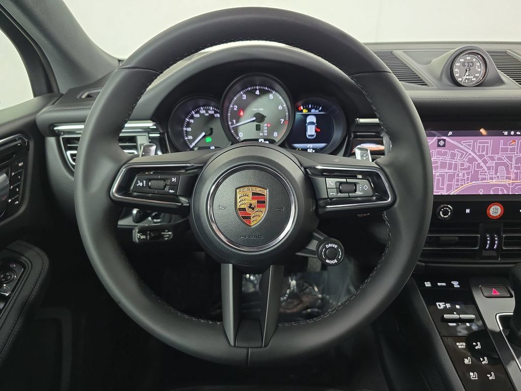 Certified 2026 Porsche Macan S AWD/4WD image 14