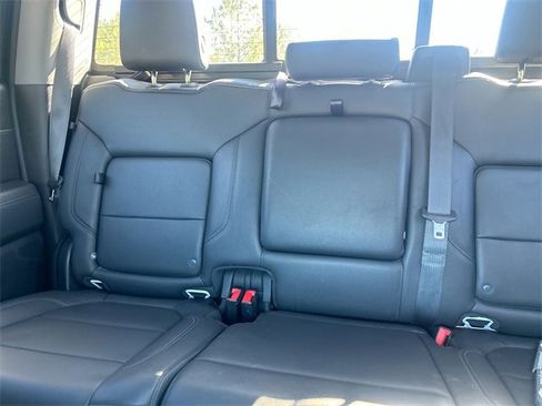 Used 2021 Chevrolet Silverado 1500 LT Trail Boss w/ Convenience Package II image 27