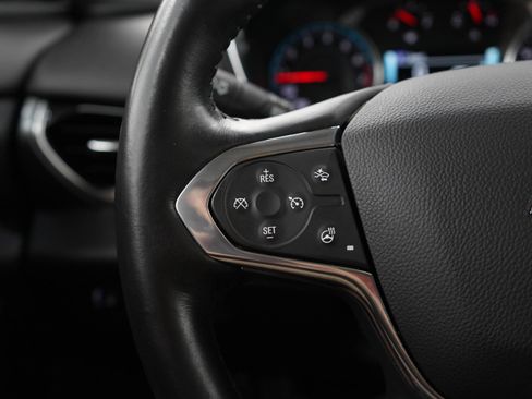 Used 2018 Chevrolet Traverse Premier AWD/4WD image 27