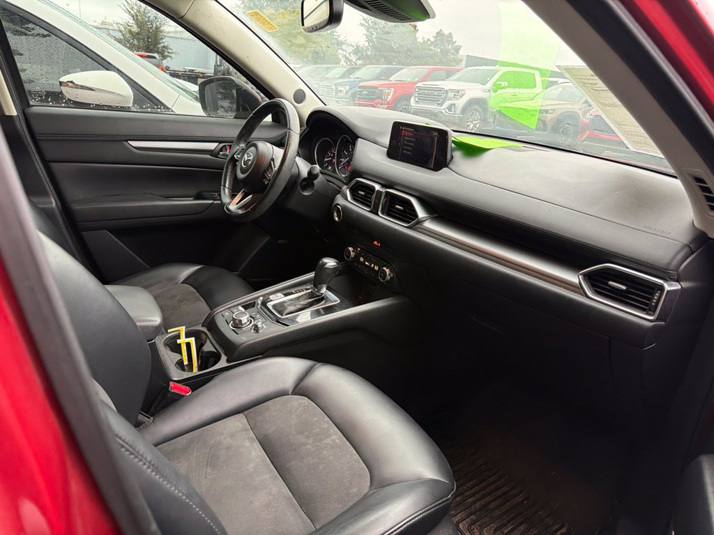 Used 2018 MAZDA CX-5 Touring w/ Preferred Equipment Package AWD/4WD image 5
