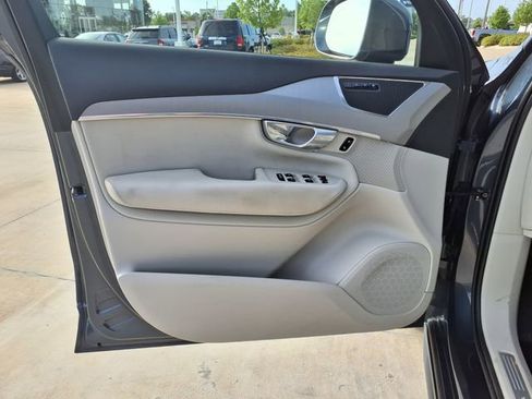 Used 2024 Volvo XC90 B5 Core w/ Protection Package Premier AWD/4WD image 14