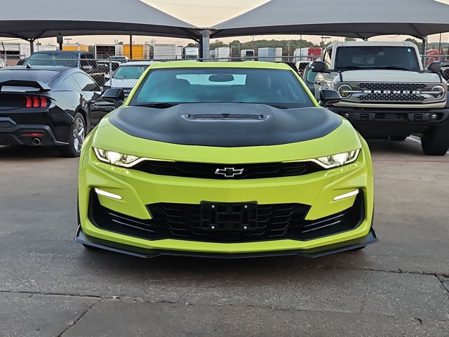 Used 2021 Chevrolet Camaro SS RWD image 2