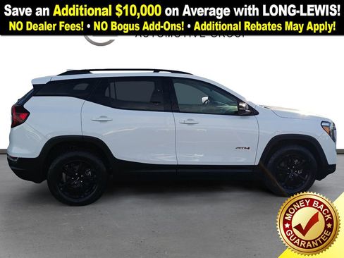 Used 2022 GMC Terrain AT4 w/ Infotainment Package II image 8