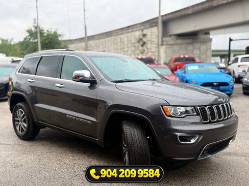 Used 2020 Jeep Grand Cherokee Limited AWD/4WD image 12