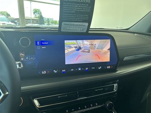 Certified 2025 Chevrolet Traverse LT image 29