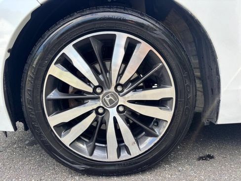 Used 2015 Honda Fit EX image 29
