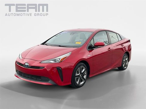 Used 2020 Toyota Prius L Eco image 3