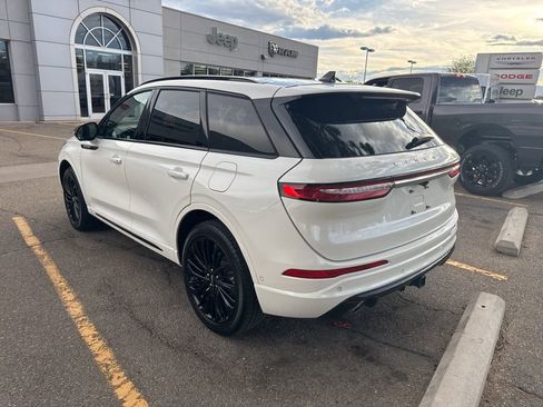 Used 2023 Lincoln Corsair Reserve w/ Equipment Group 202A image 9