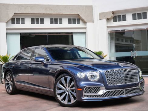Used 2021 Bentley Flying Spur W12 AWD/4WD image 1