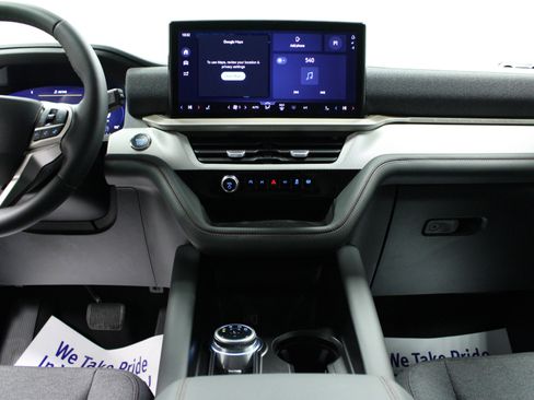 New 2026 Ford Explorer Active image 19