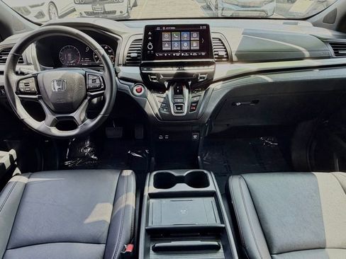 Used 2025 Honda Odyssey Sport-L image 29