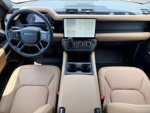 New 2026 Land Rover Defender 110 X-Dynamic SE AWD/4WD image 16
