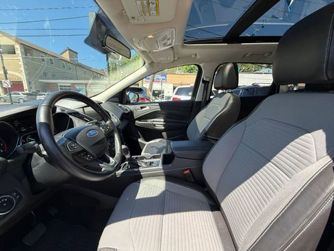 Used 2017 Ford Escape SE w/ Equipment Group 201A AWD/4WD image 20