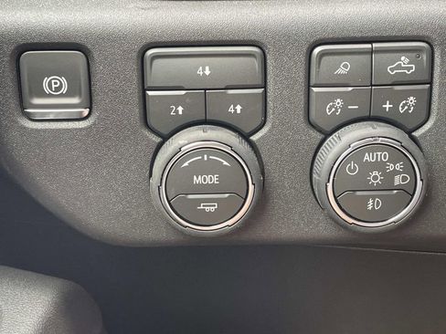 New 2026 Chevrolet Silverado 2500 LT w/ Trail Boss Package image 30