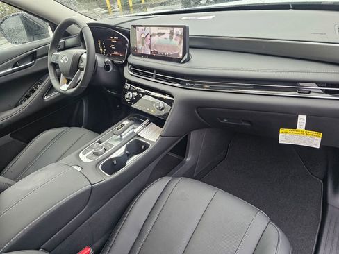 New 2026 INFINITI QX60 Luxe image 13