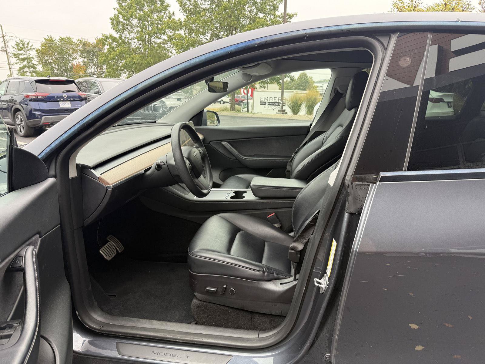 Used 2022 Tesla Model Y Performance AWD/4WD image 21