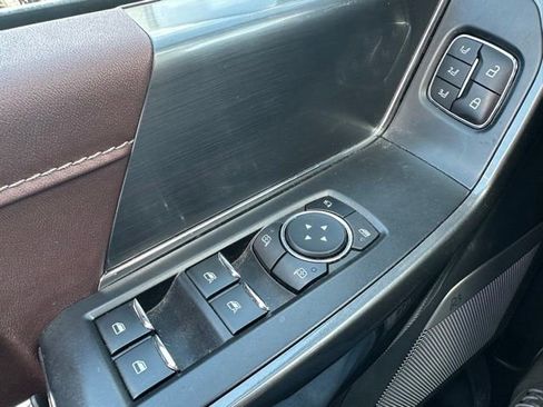 Used 2023 Ford F150 Lariat AWD/4WD image 21
