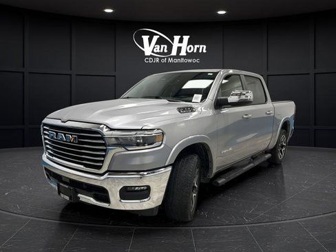 Used 2025 RAM 1500 Laramie image 3