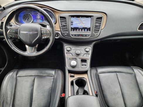 Used 2015 Chrysler 200 C w/ Navigation & Sound Group I image 15