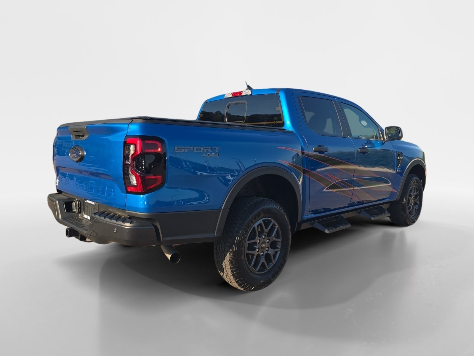 Used 2025 Ford Ranger XLT w/ Equipment Group 301A High AWD/4WD image 3