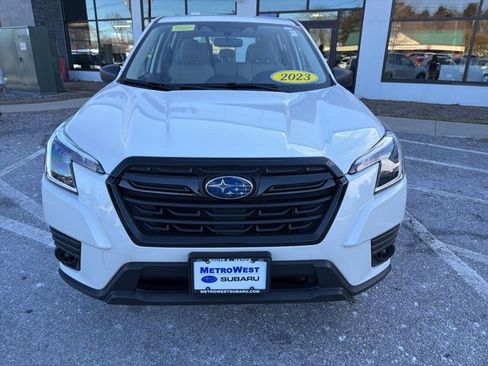 Used 2023 Subaru Forester Base image 13