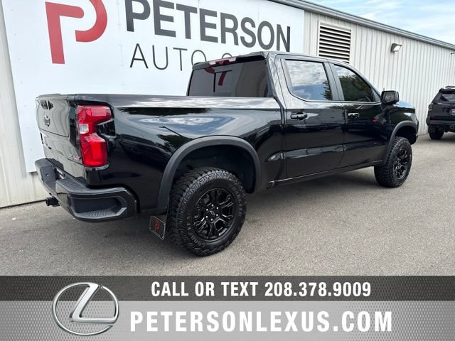 Used 2025 Chevrolet Silverado 1500 ZR2 w/ Technology Package AWD/4WD image 4