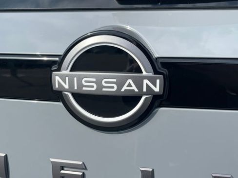 New 2026 Nissan Pathfinder Platinum image 33