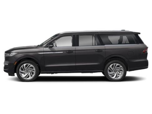 New 2026 Lincoln Navigator L Reserve AWD/4WD image 3