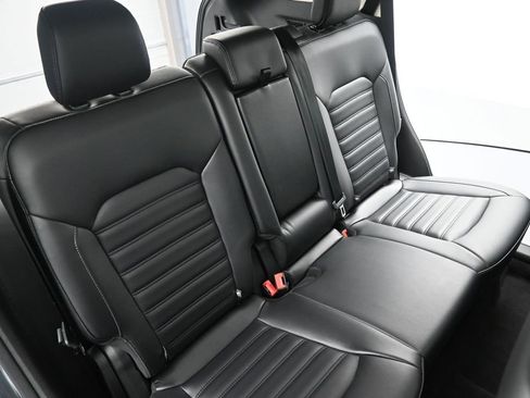 Used 2024 Ford Edge SEL AWD/4WD image 13