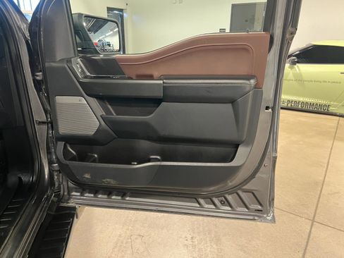 Used 2022 Ford F150 Lariat image 41