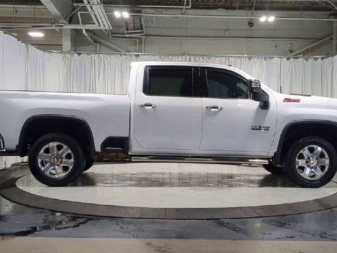 Used 2022 Chevrolet Silverado 2500 LTZ w/ LTZ Texas Edition AWD/4WD image 11