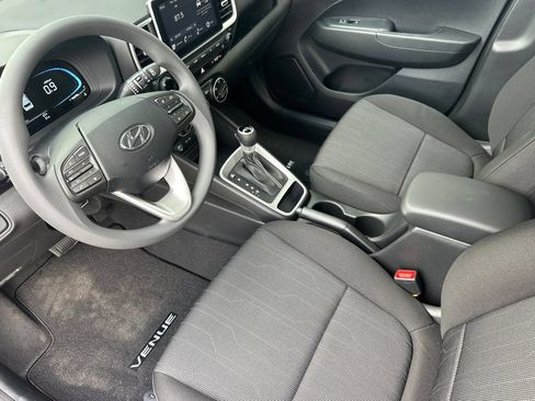 New 2026 Hyundai Venue SE FWD image 11