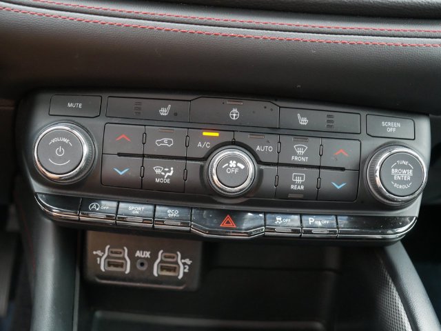 Used 2024 Dodge Durango GT AWD/4WD image 29