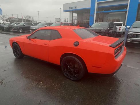 Used 2021 Dodge Challenger SXT w/ Plus Package image 5