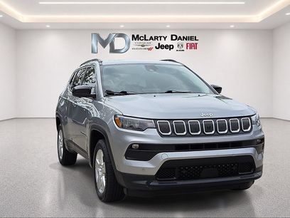 Used 2022 Jeep Compass Latitude w/ Sun and Sound Group